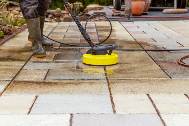 Best Gutter Cleaning  in Broadmoor, CA