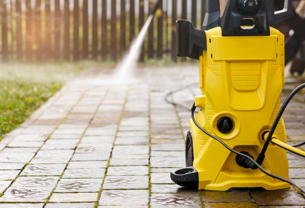 Best Driveway Pressure Washing  in Broadmoor, CA
