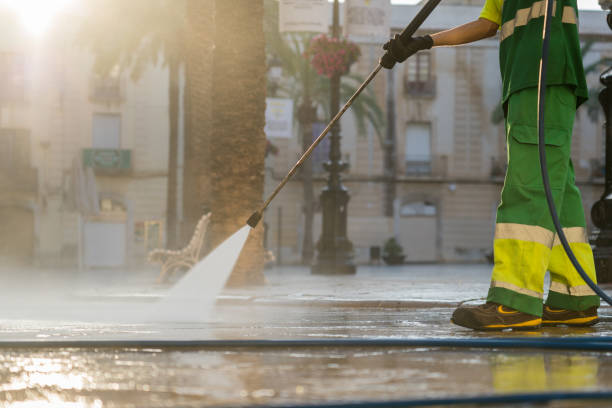 Best Roof Washing  in Broadmoor, CA